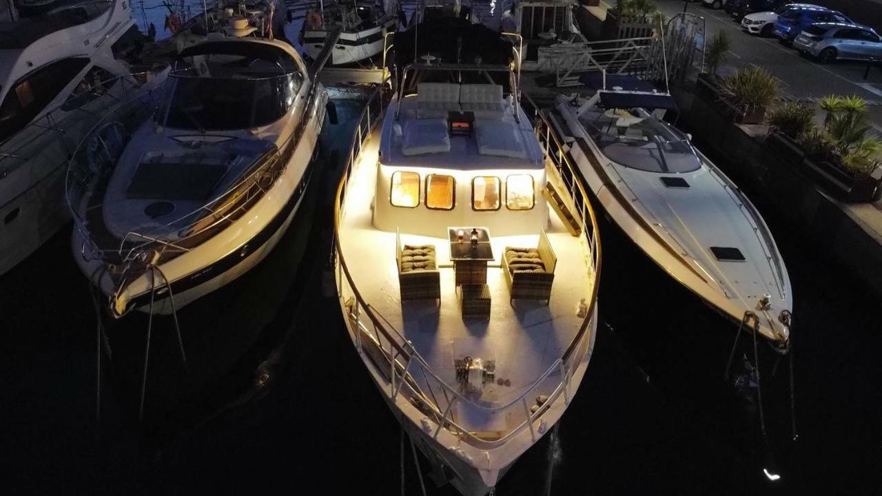 Classic Boat Barcelona Exteriér fotografie